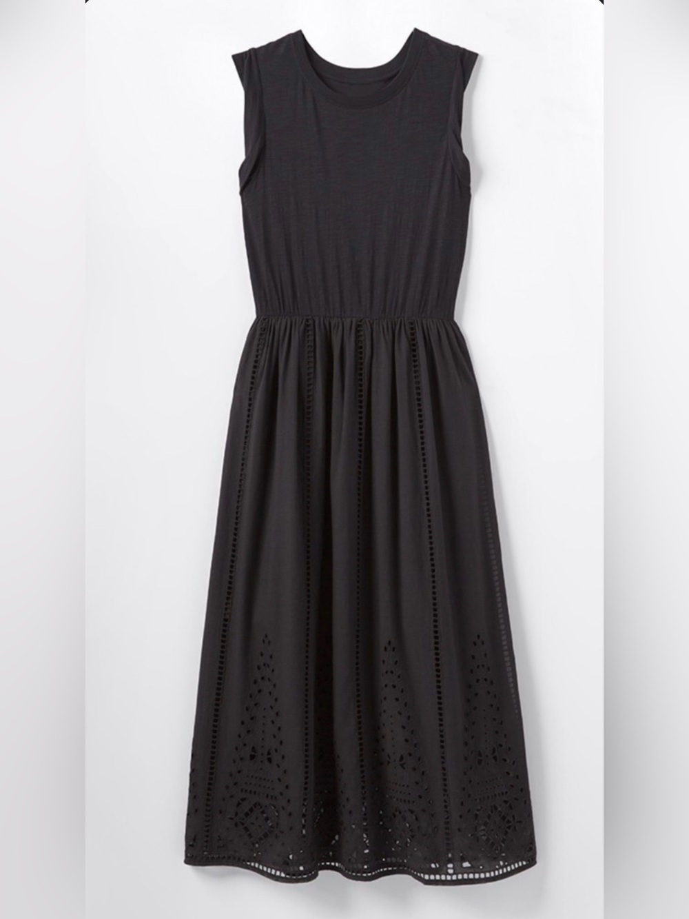 Good Hart Black Sleeveless Eyelet Midi Dress